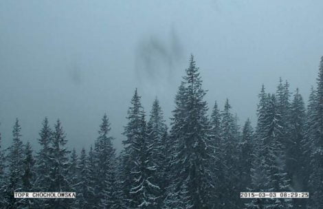 Świeże opady śniegu w Tatrach, TOPR ogłasza lawinową „trójkę”