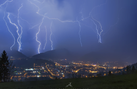 Uwaga na burze w Tatrach! Pamiętaj o tych zasadach zachowania