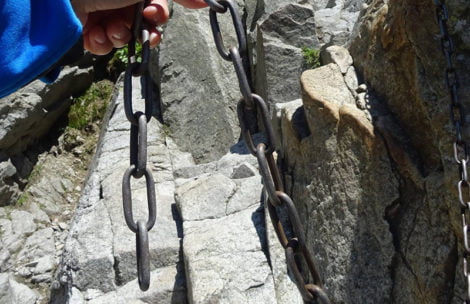 Ostrzeżenie: zerwany łańcuch w Tatrach!