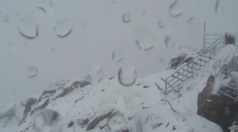 Śnieg, mróz i silny wiatr. Aktualne warunki w Tatrach