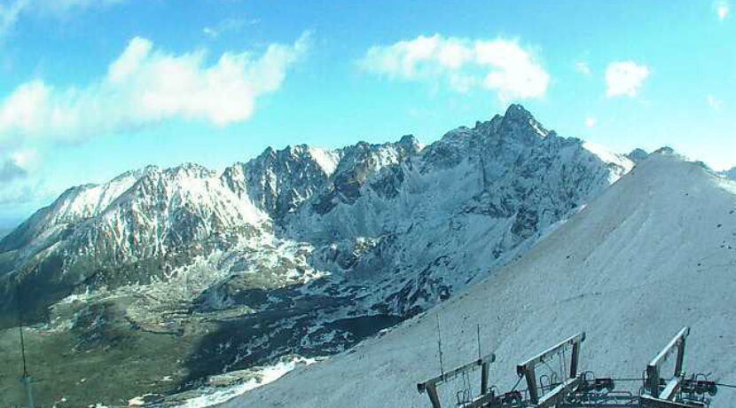 W Tatrach spadł śnieg, uwaga na oblodzenia!