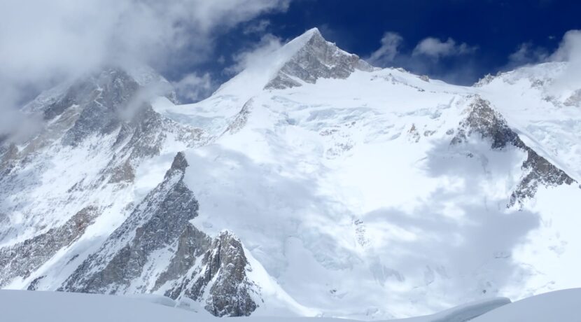 Atak szczytowy na Gasherbrum II – Adam Bielecki i Jacek Czech tuż pod wierzchołkiem!