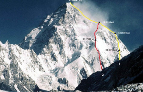 Alex Txikon ruszył w górę K2! Droga wreszcie wybrana?
