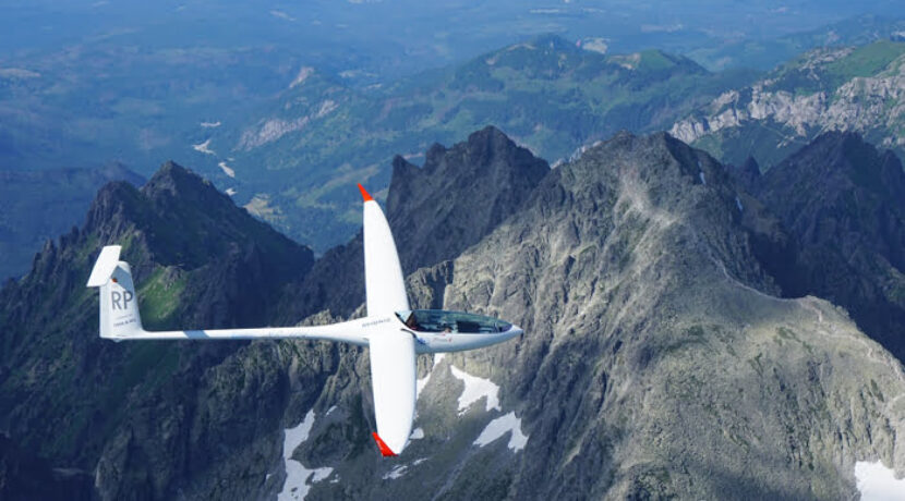 Szybowcem nad Tatrami. Niesamowite zdjęcia z powietrza (GALERIA)