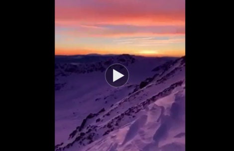 Róże i fiolety…Przepiękny zachód słońca podziwiany z Koziego Wierchu (FILM)