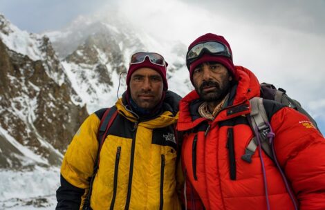 K2: Dwóch ochotników pójdzie w kierunku szczytu, by odnaleźć zaginionych